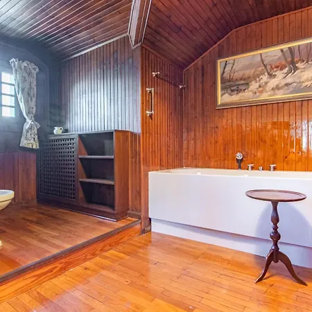 Miralago Apartment *